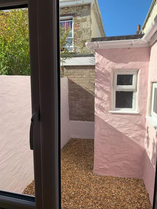 Luxurious Cottage In The Heart Of Falmouth Exteriör bild