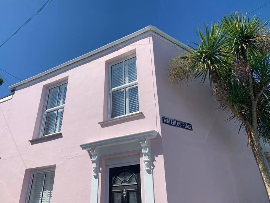 Luxurious Cottage In The Heart Of Falmouth Exteriör bild